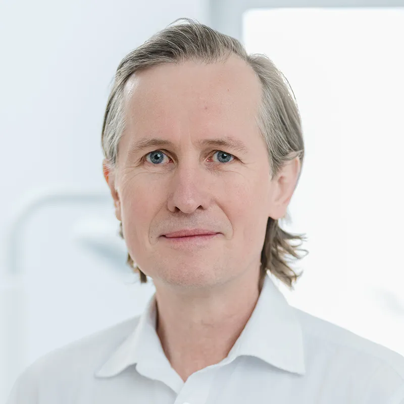 Dr. Olaf Neumann